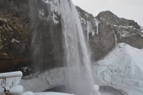 1Seljalandsfoss,